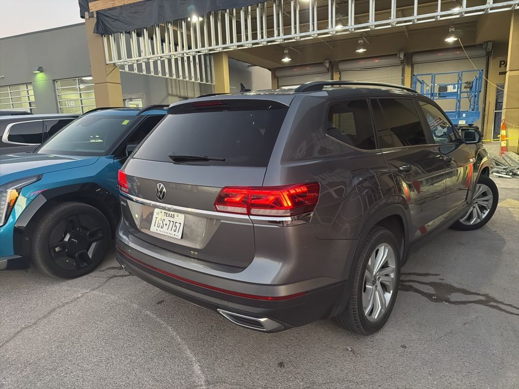 2021 Volkswagen Atlas V6 SE Technology photo 2