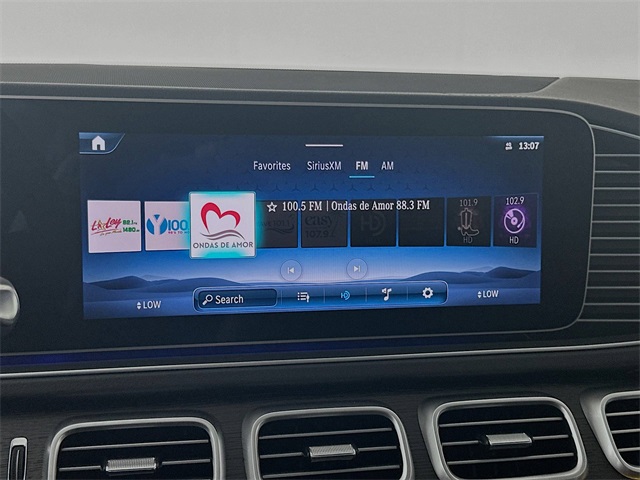 2026 Mercedes Benz GLS 450 4MATIC photo 15