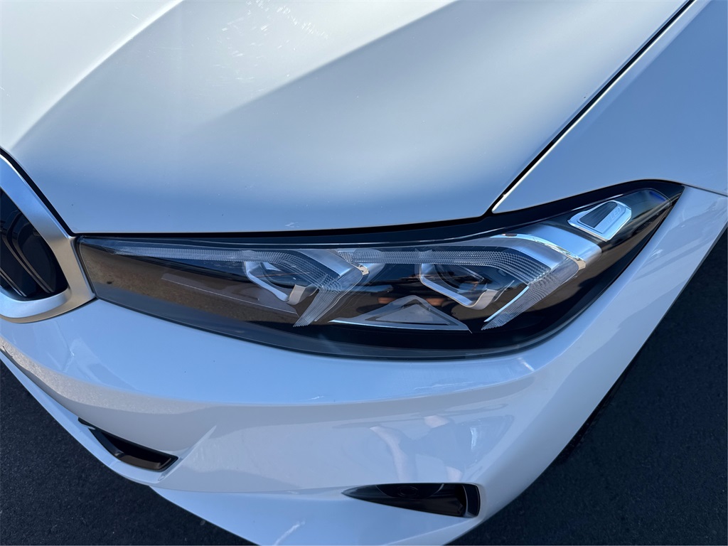 2024 Bmw 330i photo 16