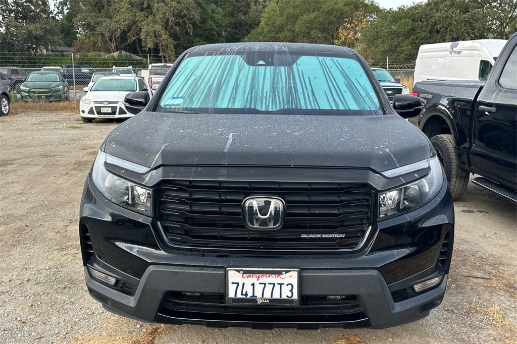 2023 Honda Ridgeline Black Edition photo 4