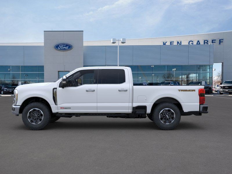2025 Ford F-350 Lariat photo 3