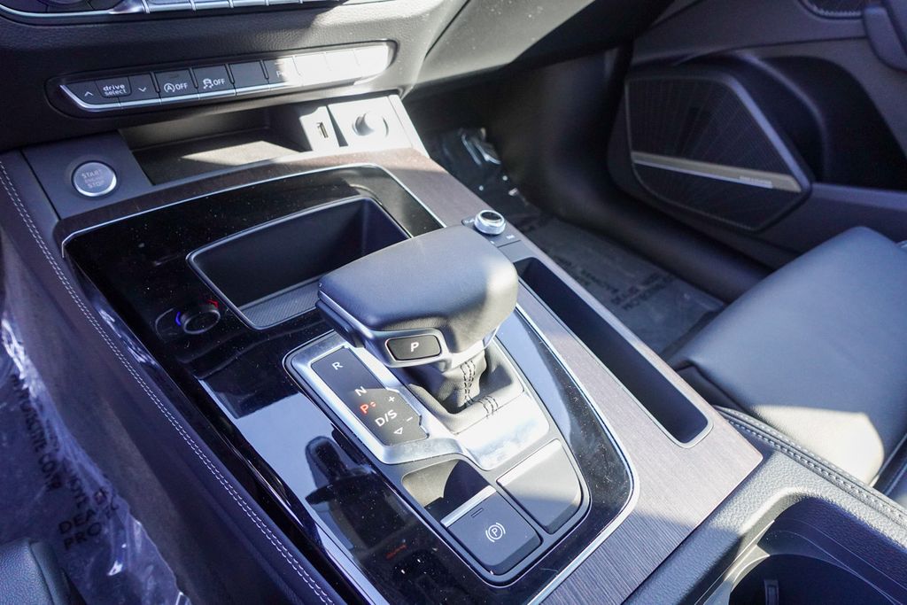 2025 Audi Q5 45 S line Premium Plus photo 23