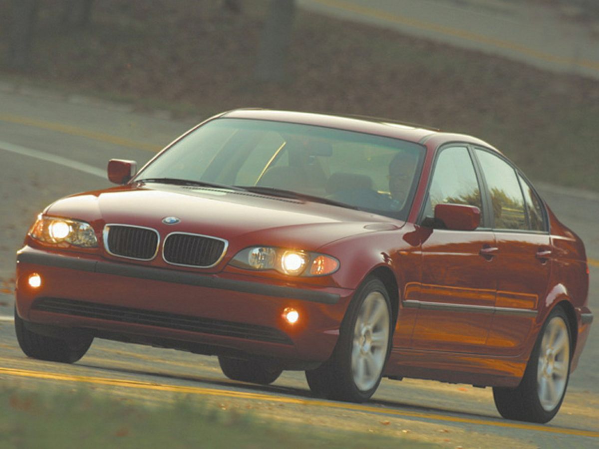 2004 BMW 3 Series 325's photo