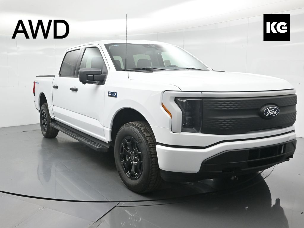 2025 Ford F-150 Lightning XLT's photo