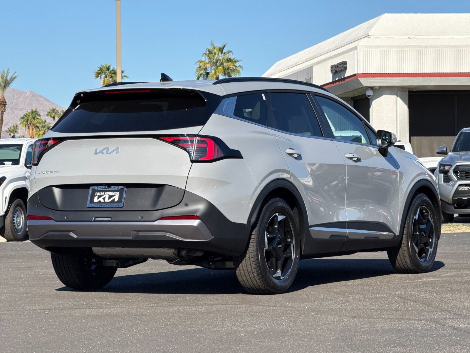 2026 Kia Sportage EX photo 3