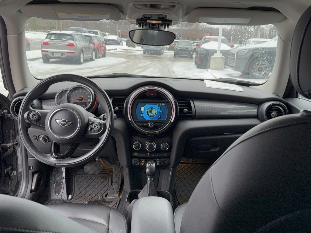 2019 Mini Cooper Hardtop photo 2