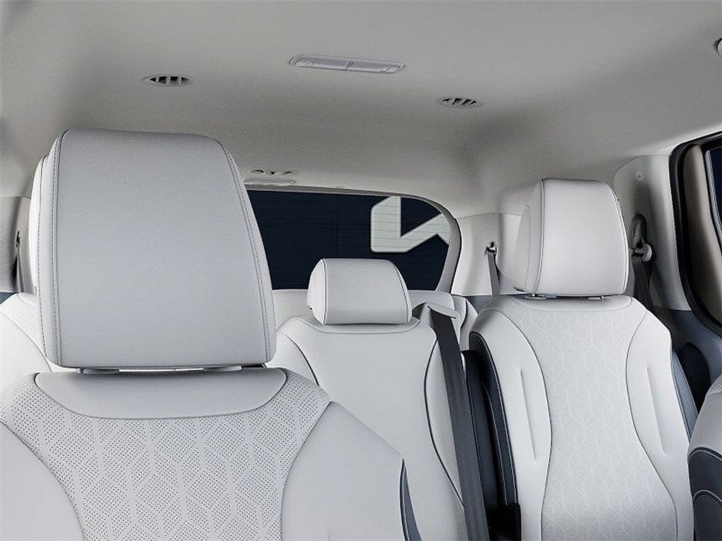 2026 Kia Carnival EX photo 26
