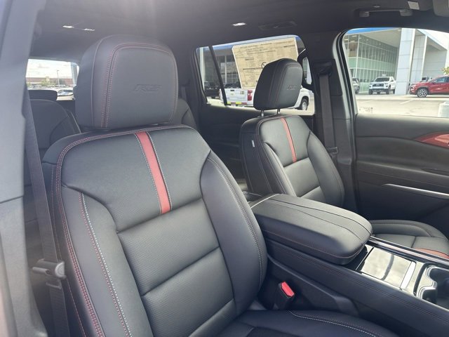 2026 Chevrolet Traverse RS photo 14