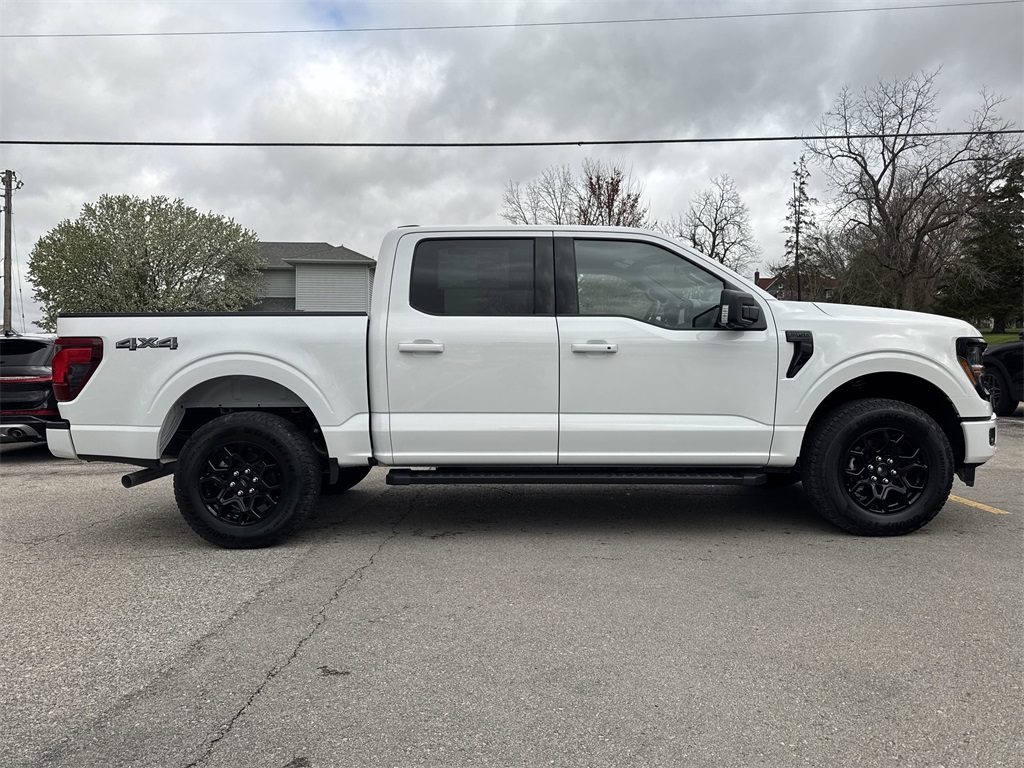 2025 Ford F-150 XLT photo 4