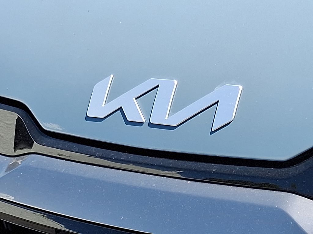 2026 Kia Sportage Hybrid S photo 17