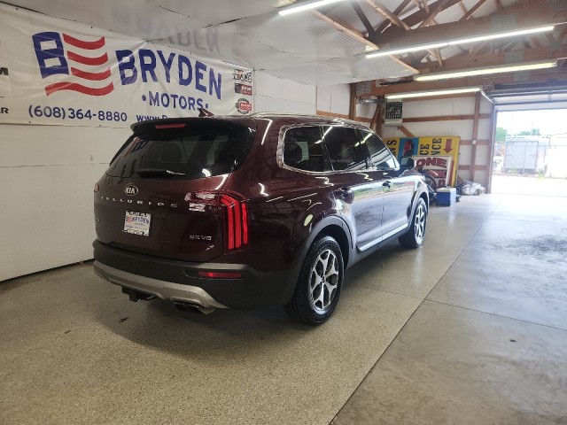 2020 Kia Telluride EX photo 3