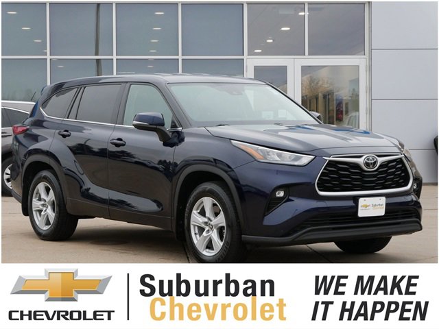 2020 Toyota Highlander LE's photo