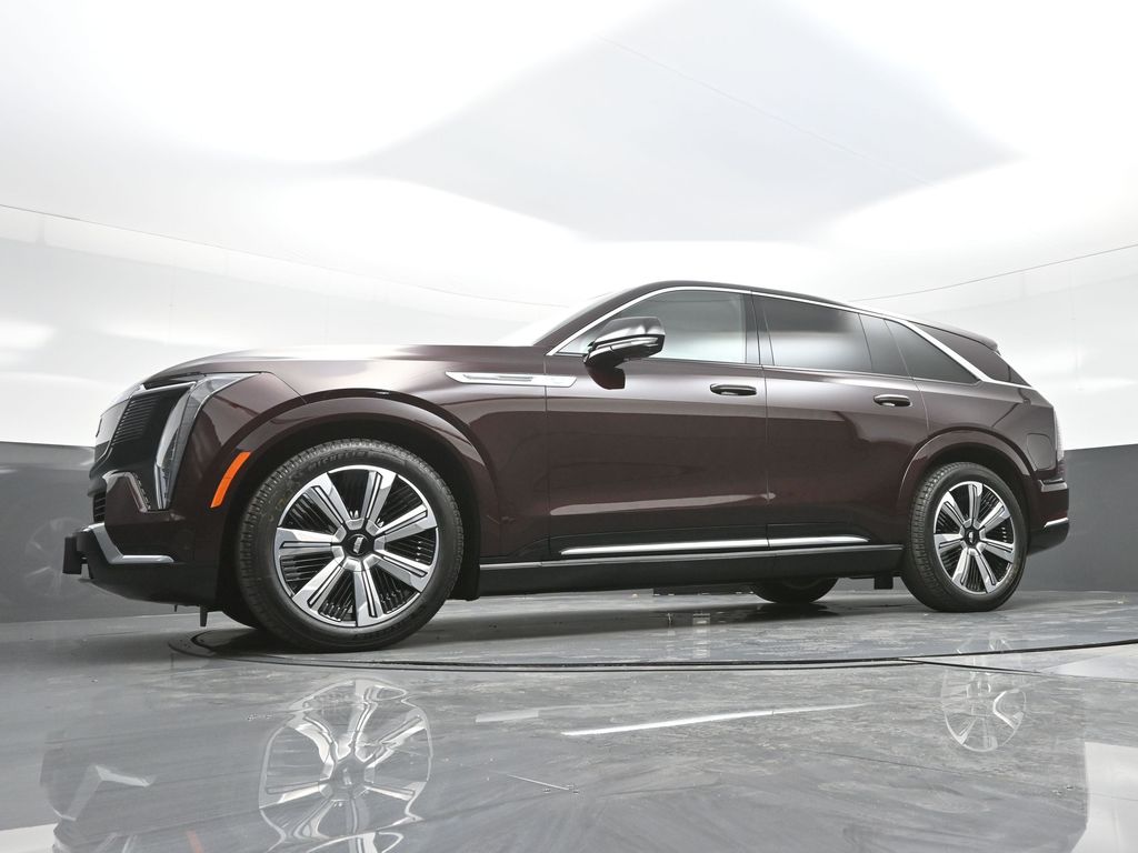 2026 Cadillac Escalade IQ Luxury photo 10