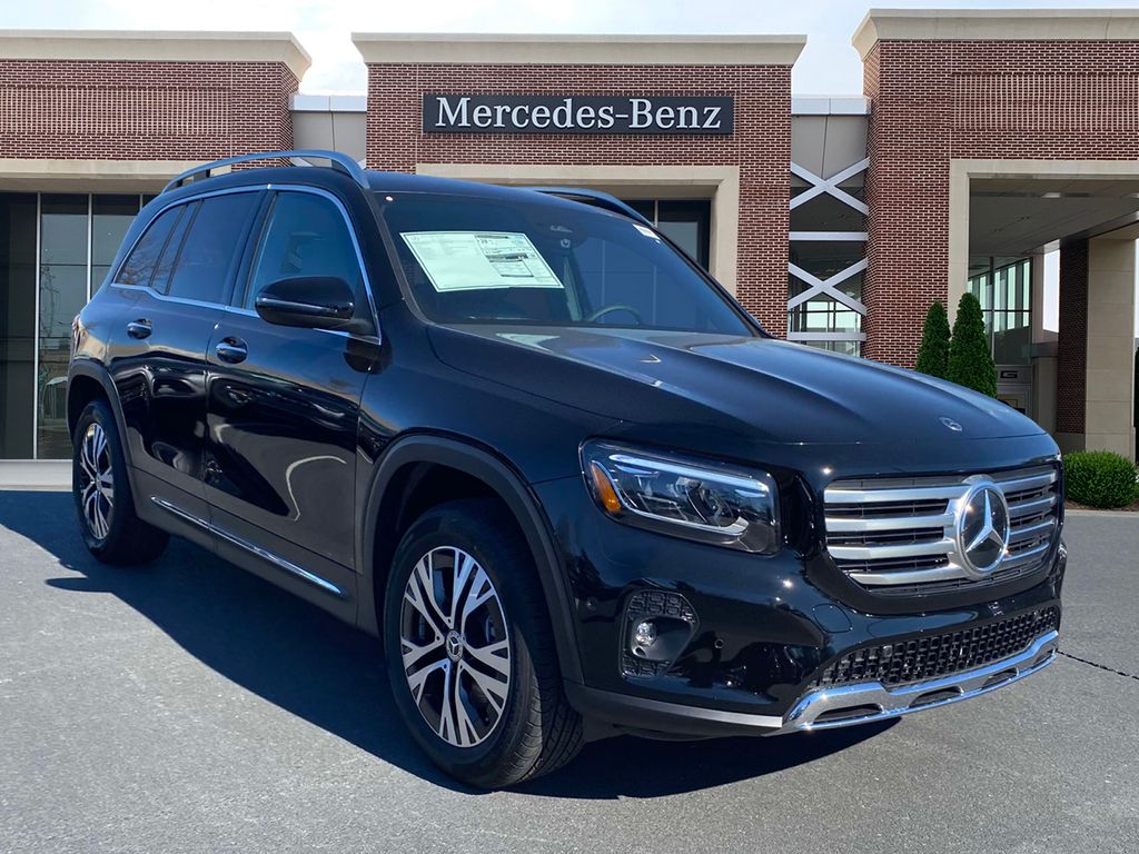 2025 Mercedes Benz GLB 250 photo 2