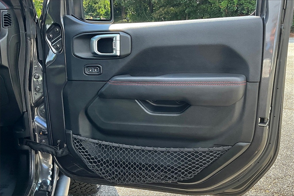 2018 Jeep Wrangler Unlimited Rubicon photo 25