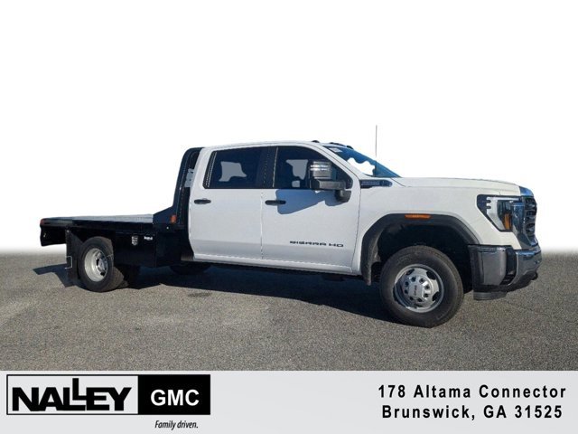 2025 GMC Sierra 3500 Chassis Cab Pro's photo