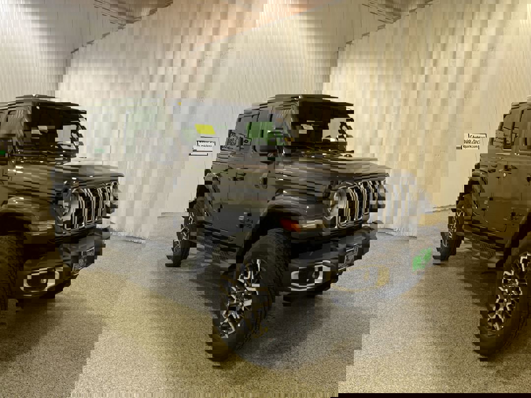 2026 Jeep Wrangler 4-Door Sahara's photo