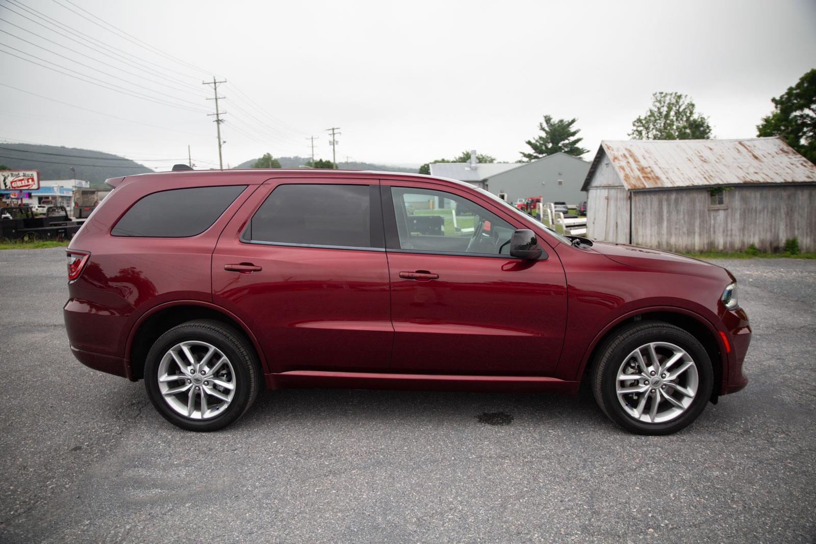 2023 Dodge Durango GT photo 2