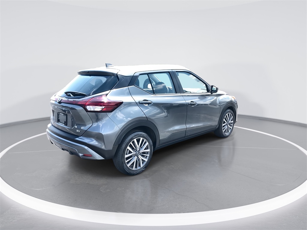 2024 Nissan Kicks SV photo 8