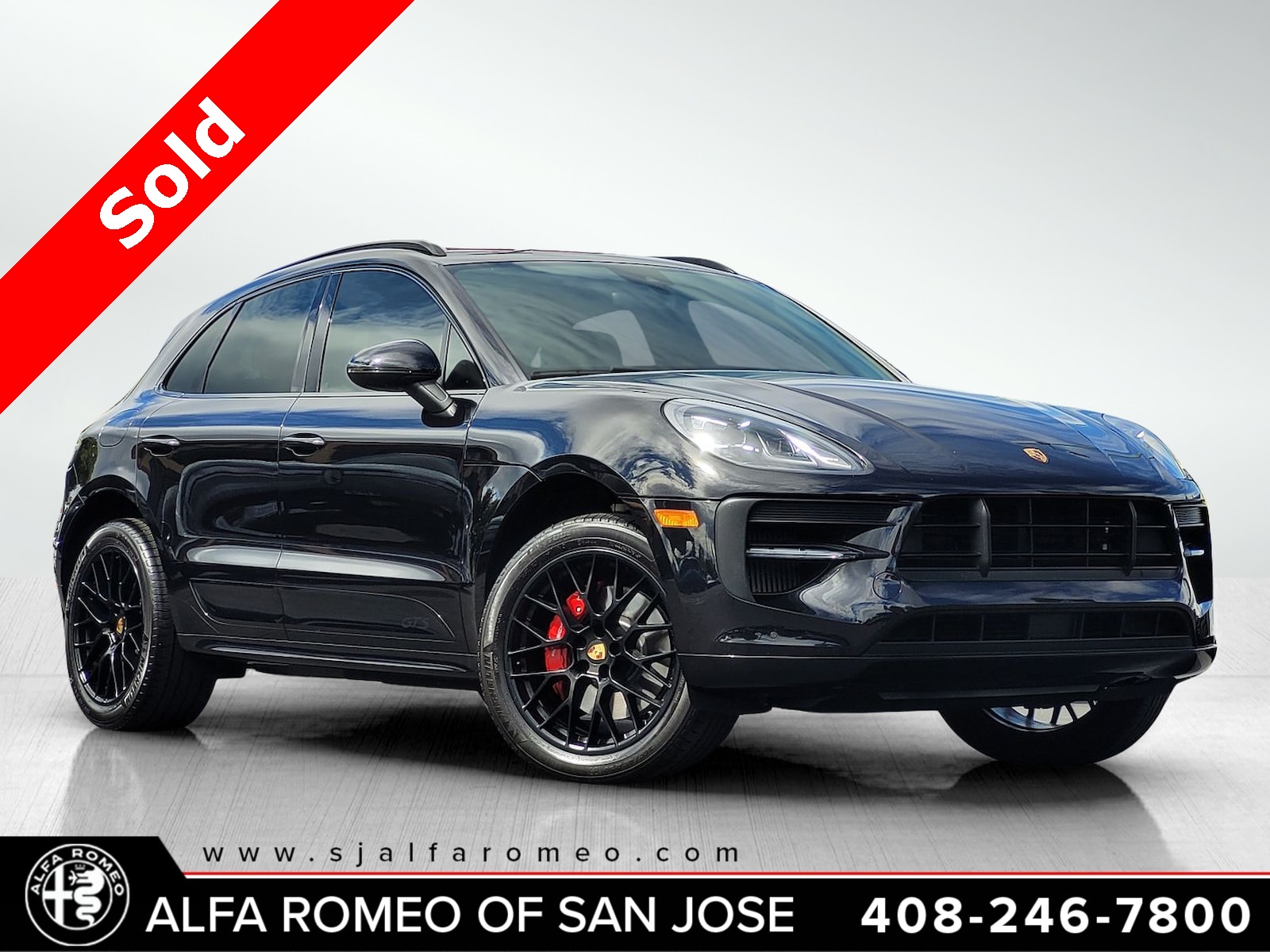 2020 Porsche Macan GTS's photo