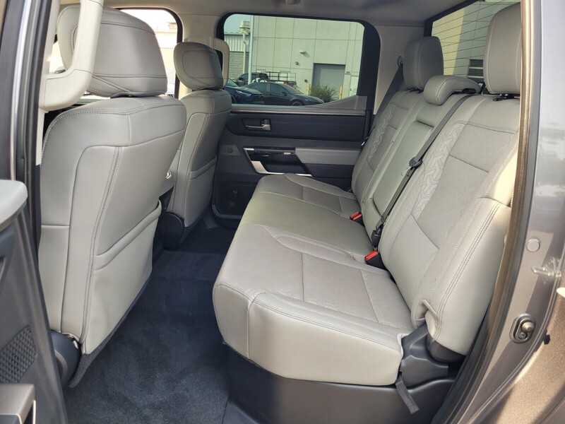 2022 Toyota Tundra Limited CrewMax photo 6