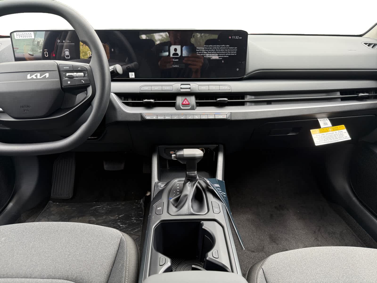 2025 Kia K4 LXS photo 11