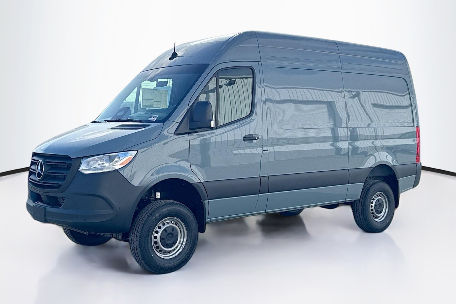 2026 Mercedes-Benz Sprinter Cargo Van Base's photo