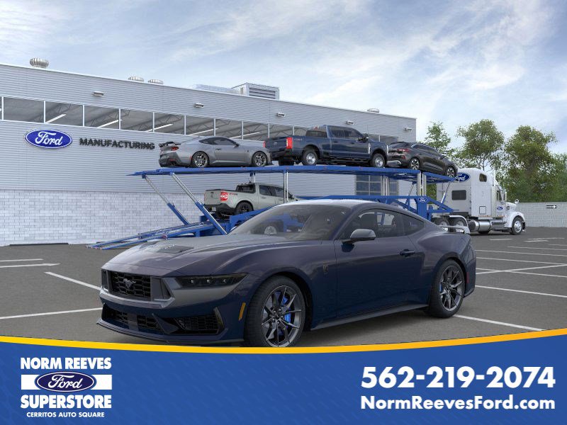 2026 Ford Mustang Dark Horse's photo