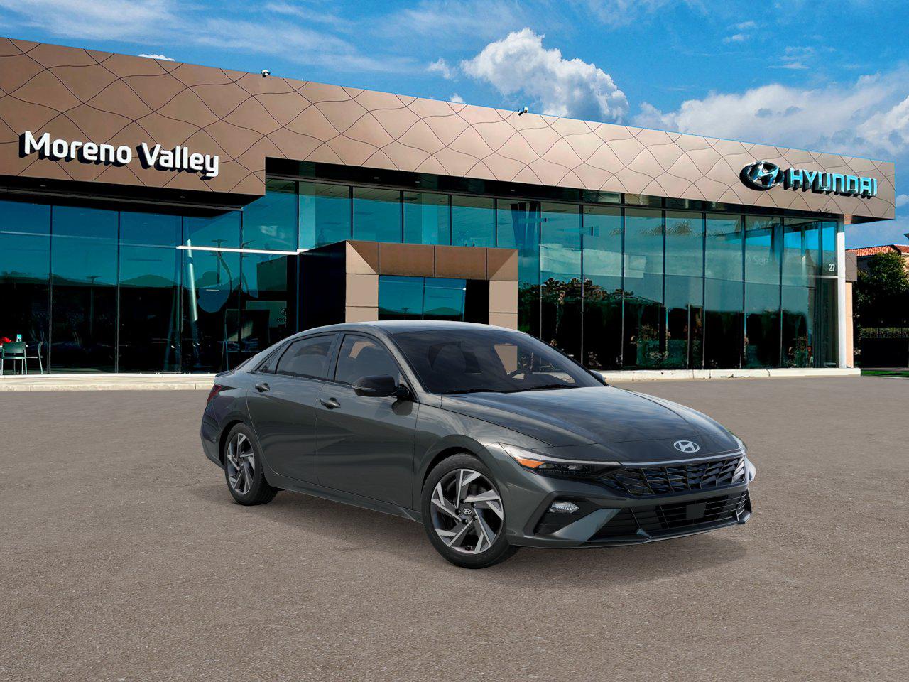 2025 Hyundai Elantra SEL Sport photo 2