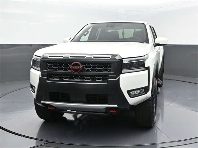 2025 Nissan Frontier PRO-4X photo 2