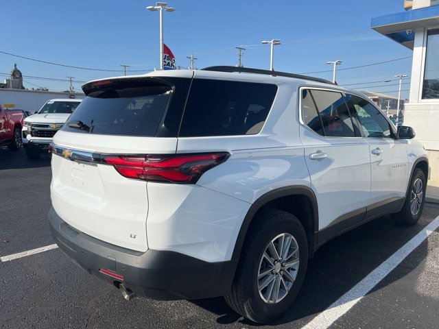 2022 Chevrolet Traverse Cloth photo 3