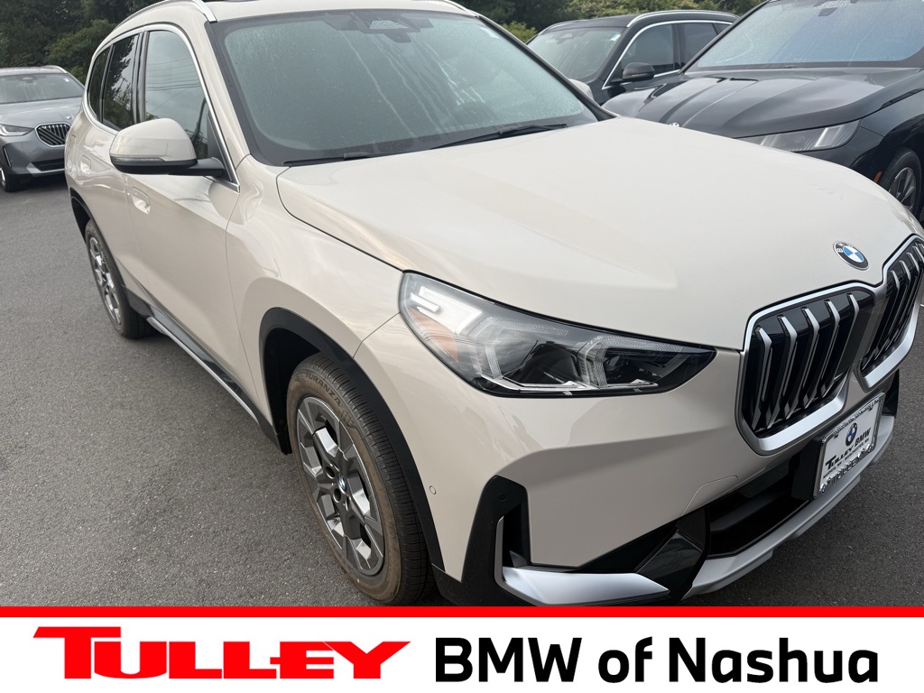 2026 BMW X1 28i's photo