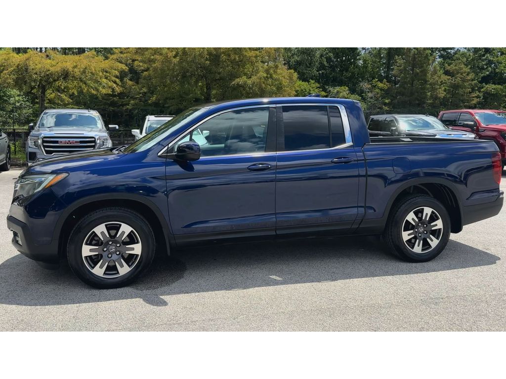 2017 Honda Ridgeline RTL-T photo 4