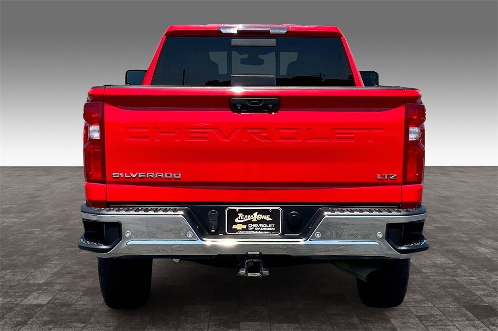 2020 Chevrolet Silverado 2500HD LTZ photo 4