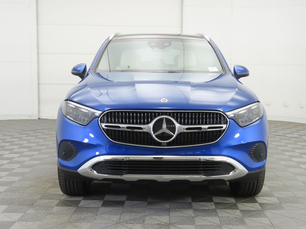 2026 Mercedes Benz GLC 300 4MATIC photo 2