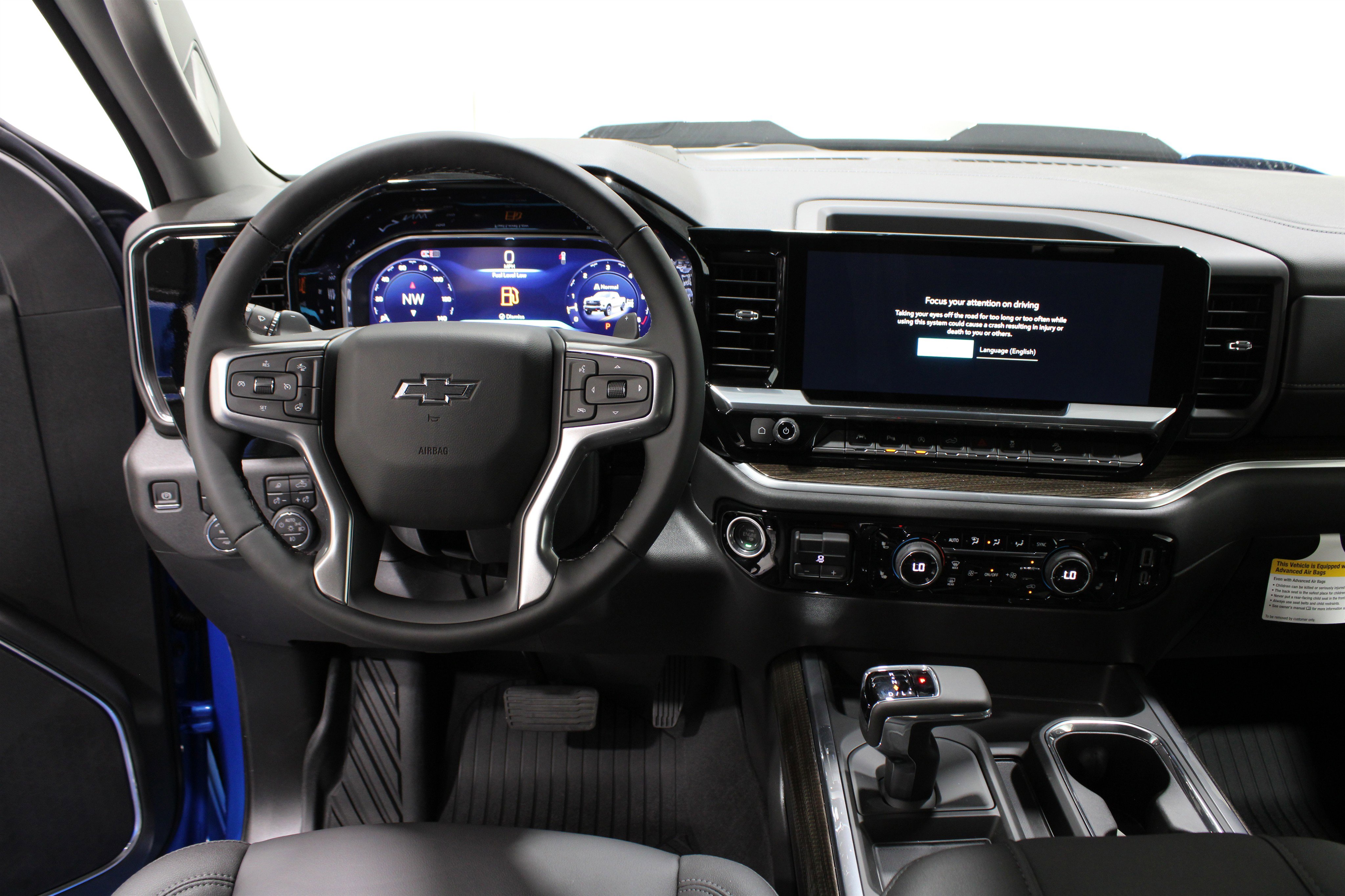 2026 Chevrolet Silverado 1500 LT Trail Boss photo 2