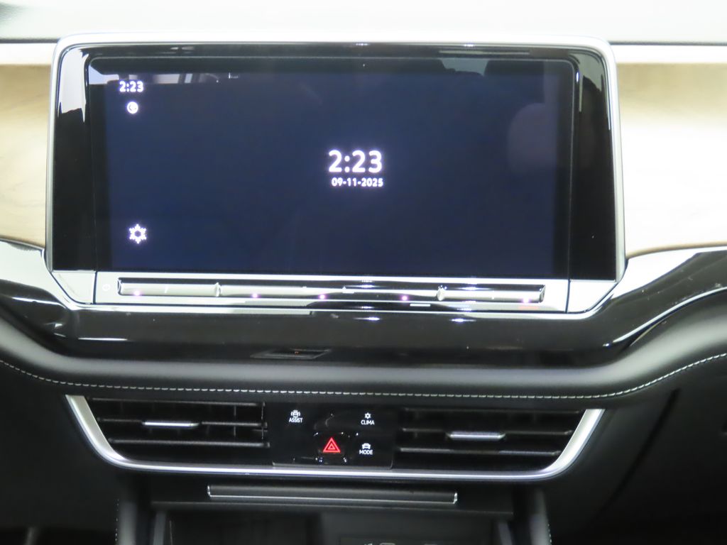 2026 Volkswagen Atlas SE photo 14