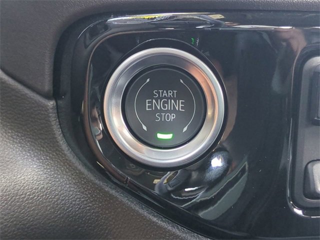 2025 Chevrolet Silverado 1500 LT photo 25