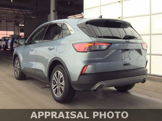 2022 Ford Escape SEL photo 2