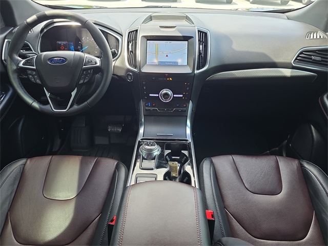 2020 Ford Edge Titanium photo 10