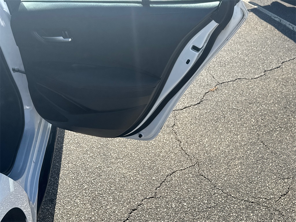 2023 Toyota Corolla SE photo 16