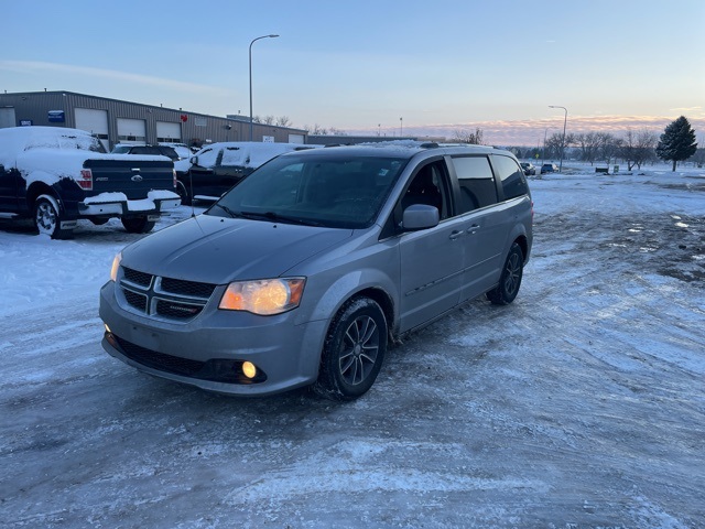 2017 Dodge Grand Caravan SXT photo 4
