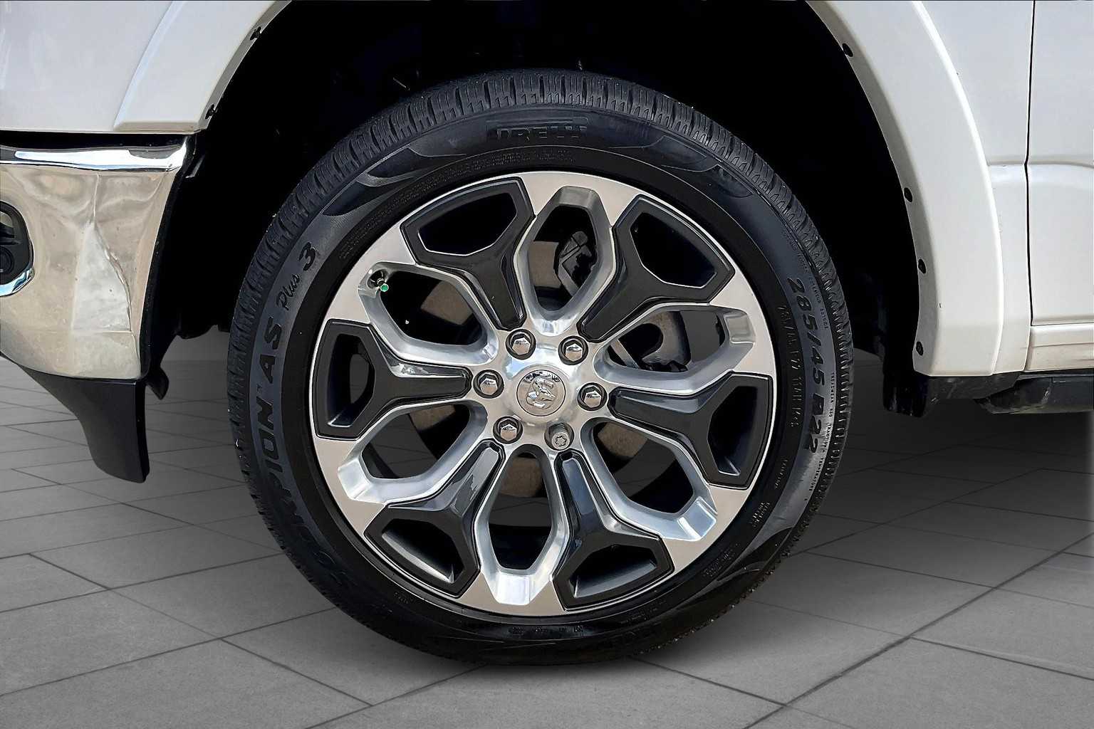 2022 Ram 1500 Limited photo 10