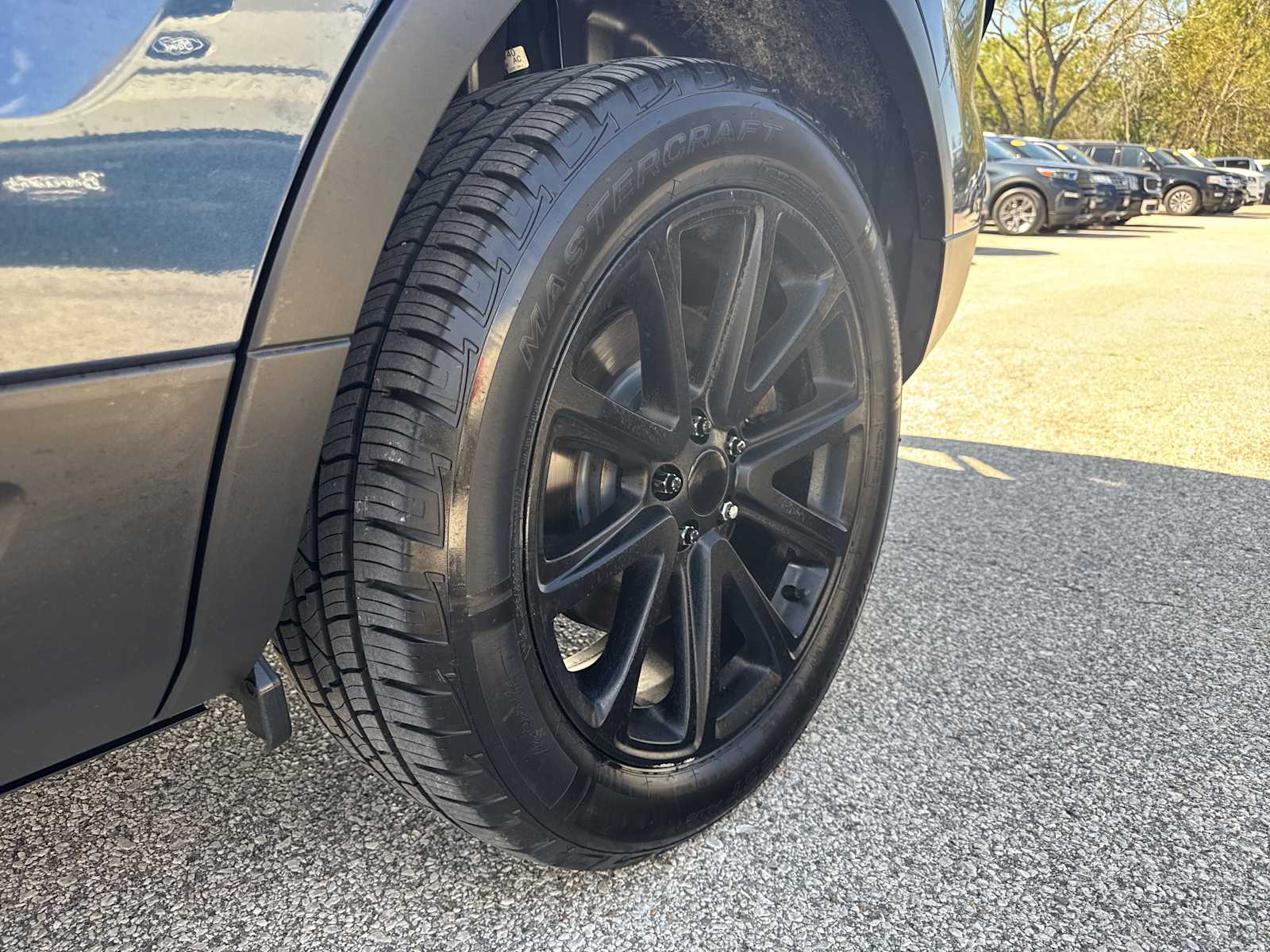 2017 Ford Explorer Limited photo 9