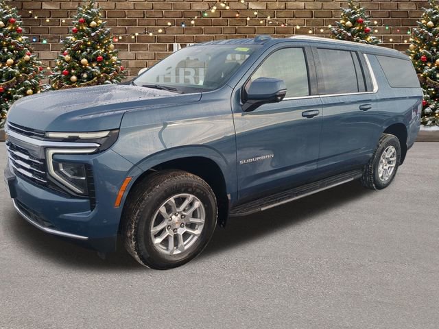 2026 Chevrolet Suburban LT's photo