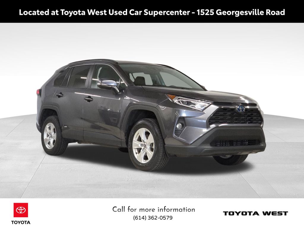 2021 Toyota RAV4 Hybrid XLE photo 2