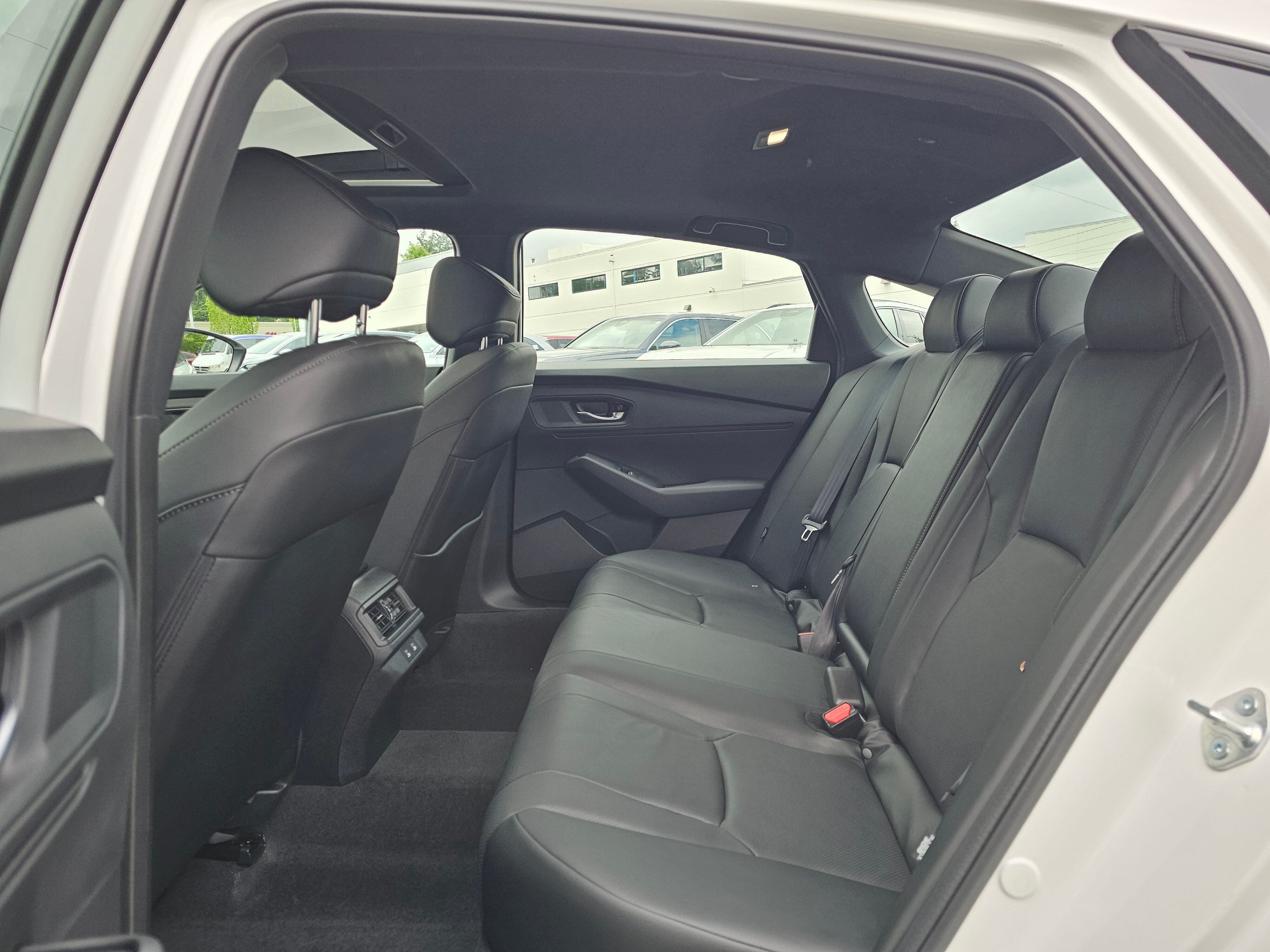 2025 Honda Accord Hybrid Sport-L photo 9