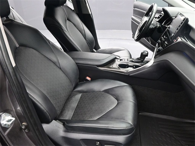 2023 Toyota Camry XSE photo 24