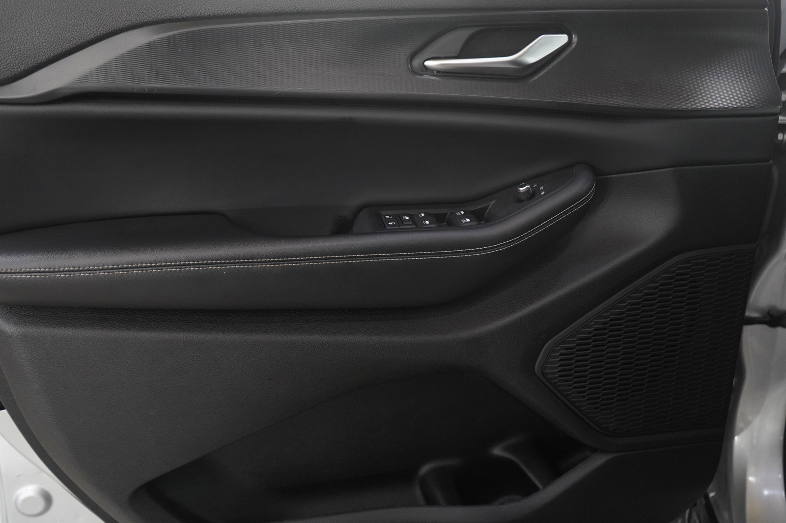2023 Jeep Grand Cherokee Altitude photo 21