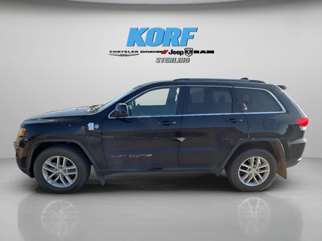 2018 Jeep Grand Cherokee Laredo E photo 2
